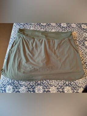 Eddie Bauer Olive Green Athletic Skort - XL Tall